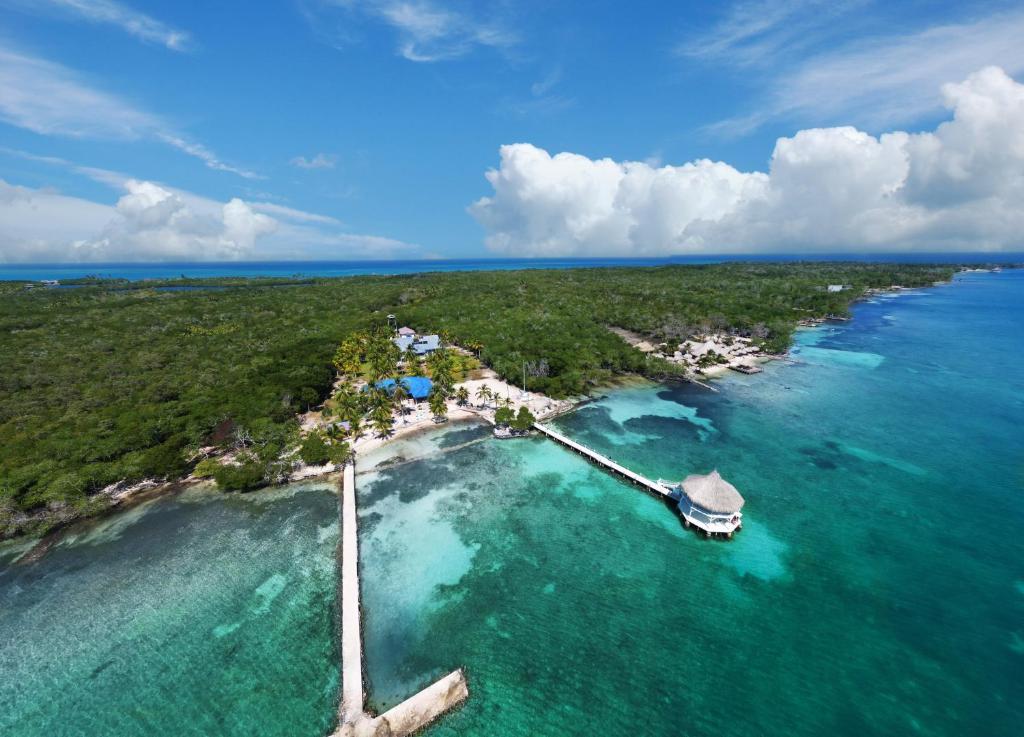 quita del mar tintipan beach hotel colombia3