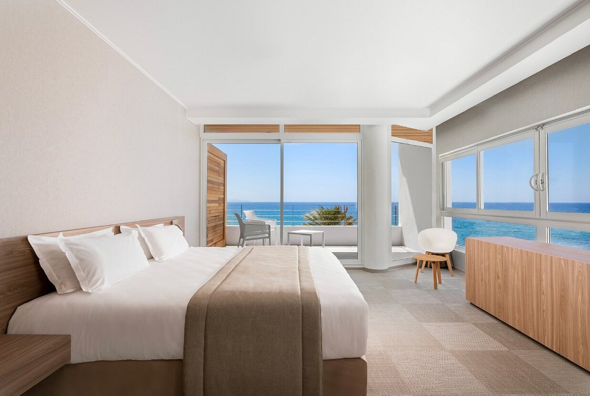 Cala di Sole beach hotel4