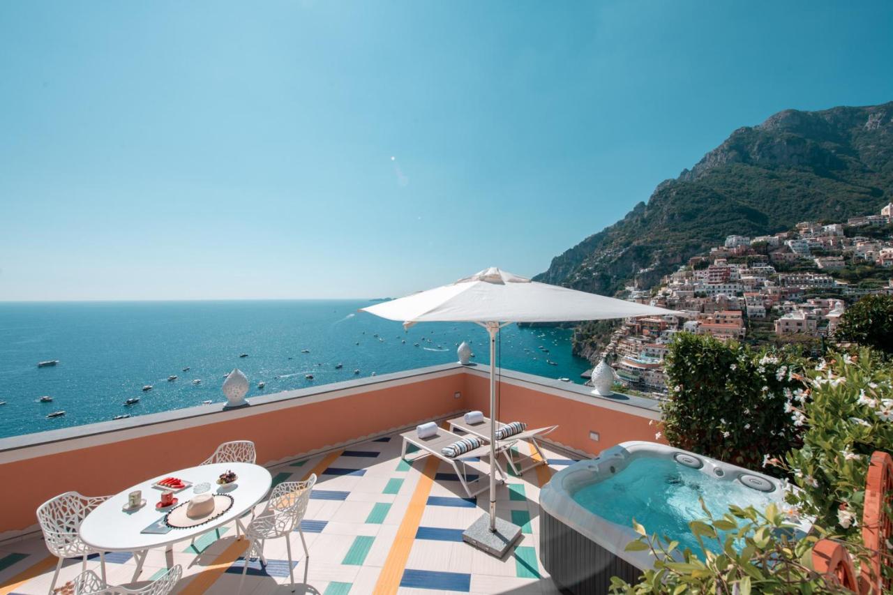 Eden roc suites beach hotel6