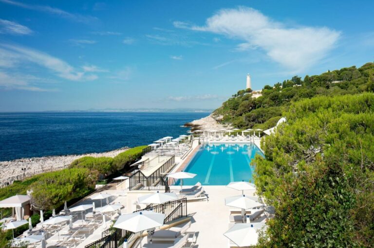 Grand hotel du cap ferrat a four seasons hotel beach14 1 768x511