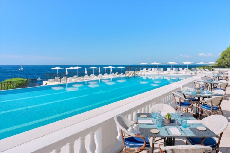 Grand hotel du cap ferrat a four seasons hotel beach15 768x512