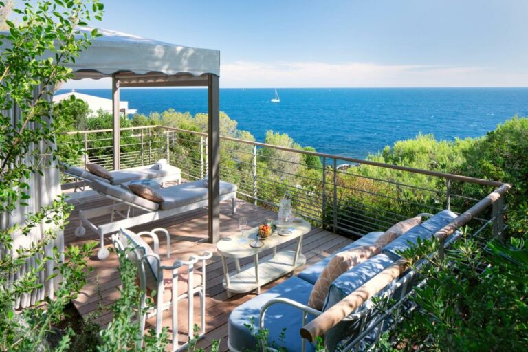 Grand hotel du cap ferrat a four seasons hotel beach16 768x512