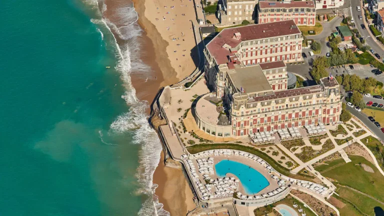 Hotel du palais beach14 768x432