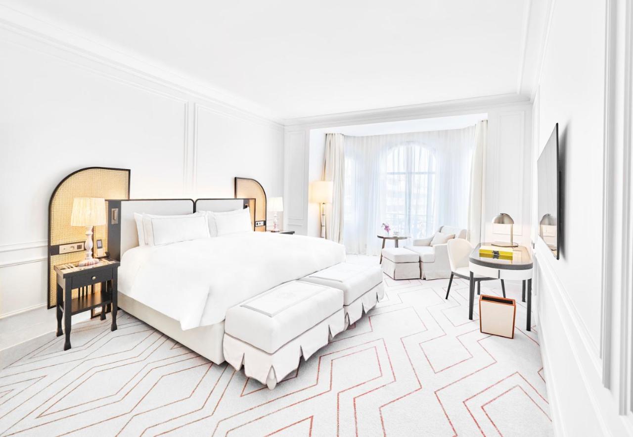 Intercontinental carlton cannes beach hotel6