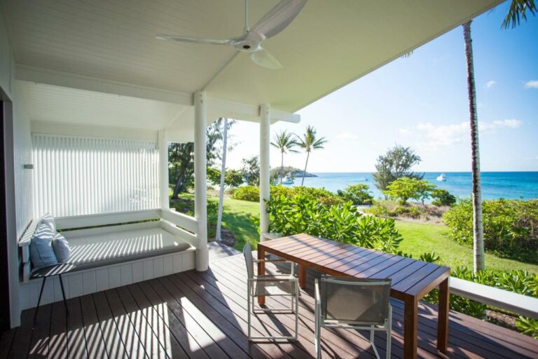 Lizard island resort beach5 768x512