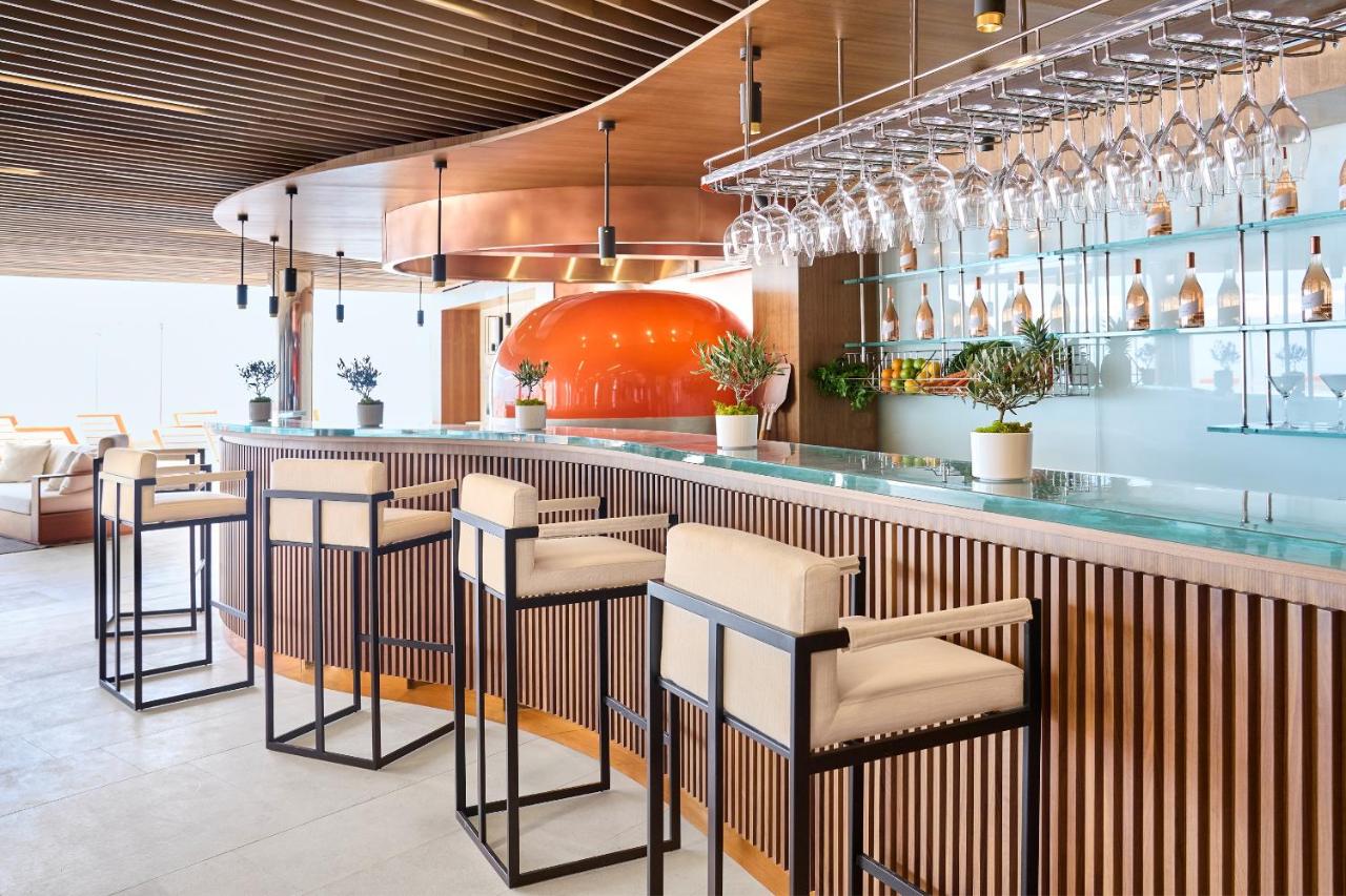 The Maybourne Rivieira beach hotel7