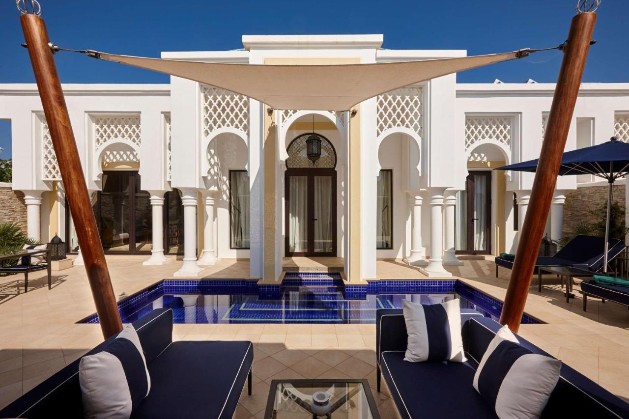 banyan tree tamouda bay beach hotel1