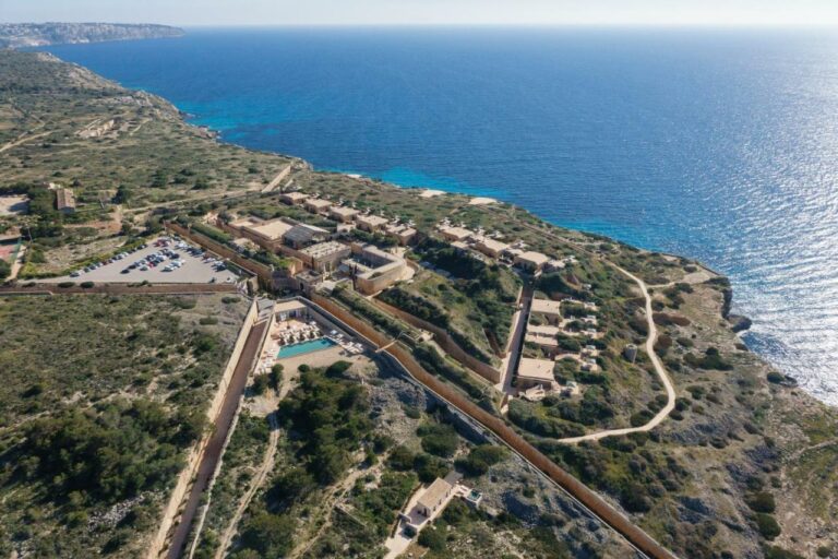 cap rocet hotel beach2 768x512