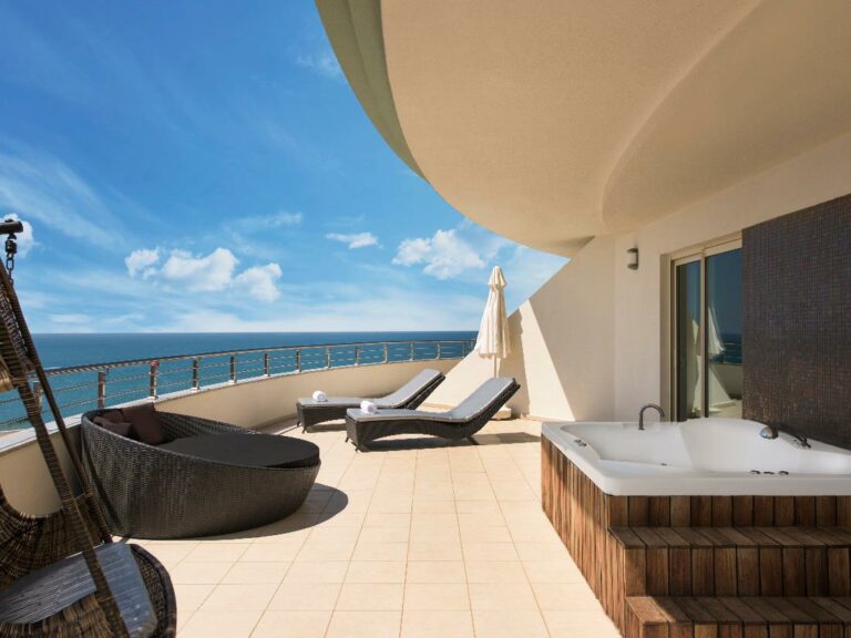 delphin imperial hotel beach2 768x576