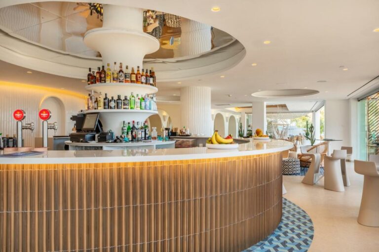 el somni ibiza dream hotel beach3 768x512