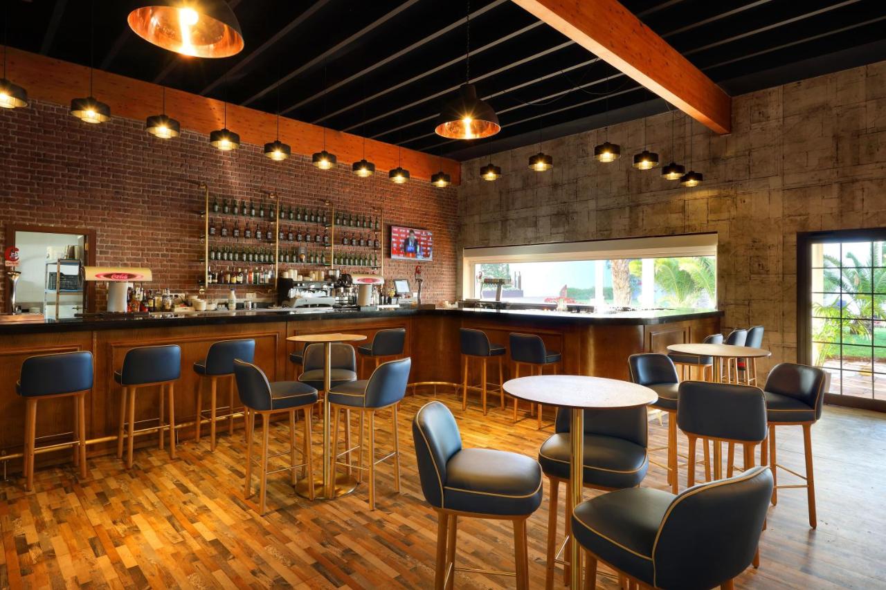 grand palladium hotel ibiza beach4