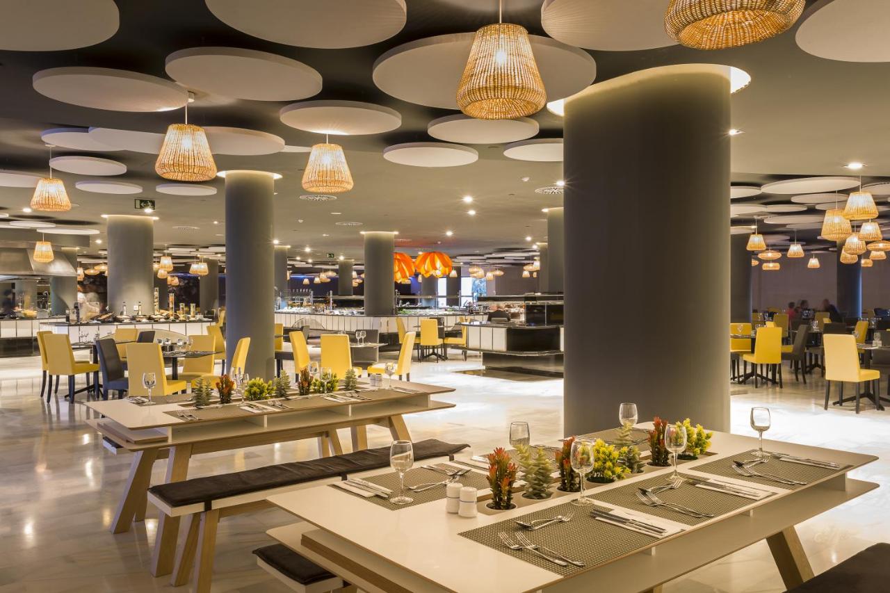 grand palladium hotel ibiza beach9 1