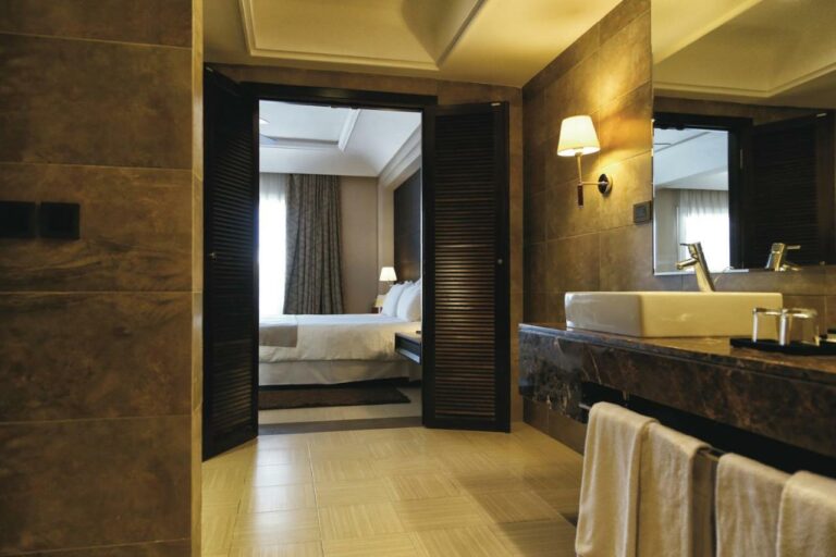 hotel riu palace tikida agadir beach5 768x512