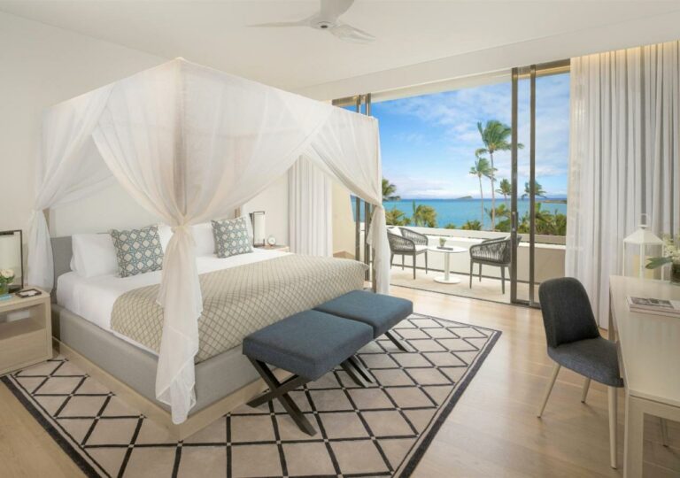 intercontinental hayman island beach resort2 768x540