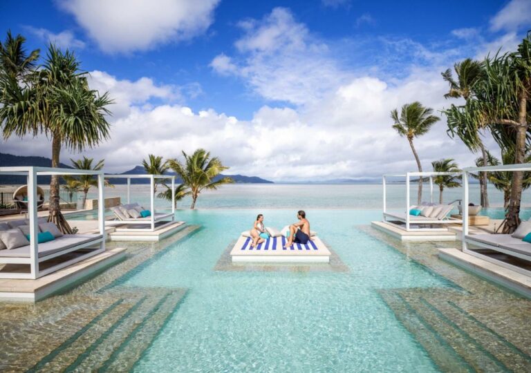 intercontinental hayman island beach resort3 768x540