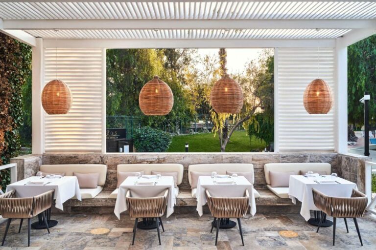 rixos downtown antalya beach5 768x512