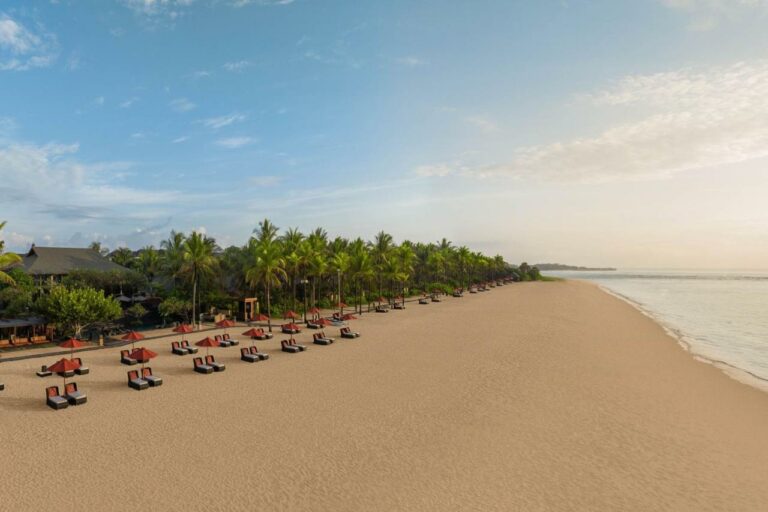 saint regis bali resort beach5 768x512