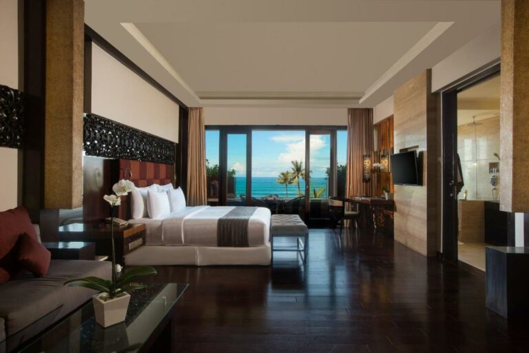 the seminyak beach resort bali3 768x512
