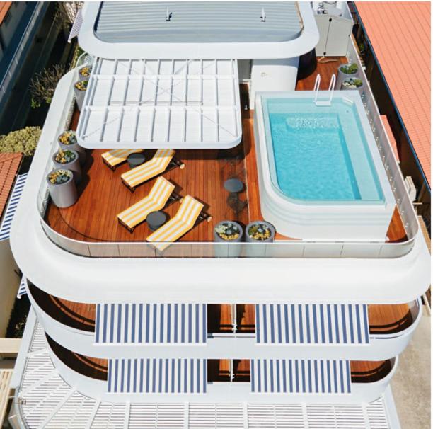 the surf yamba beach hotel3