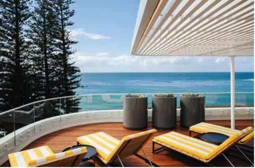 the surf yamba beach hotel8