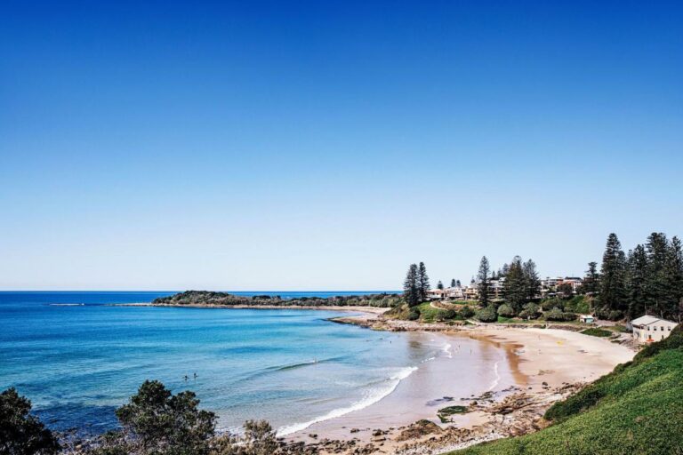 the surf yamba beach hotel9 768x512