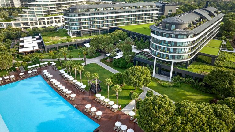 voyage belek golf spa beach3 768x431