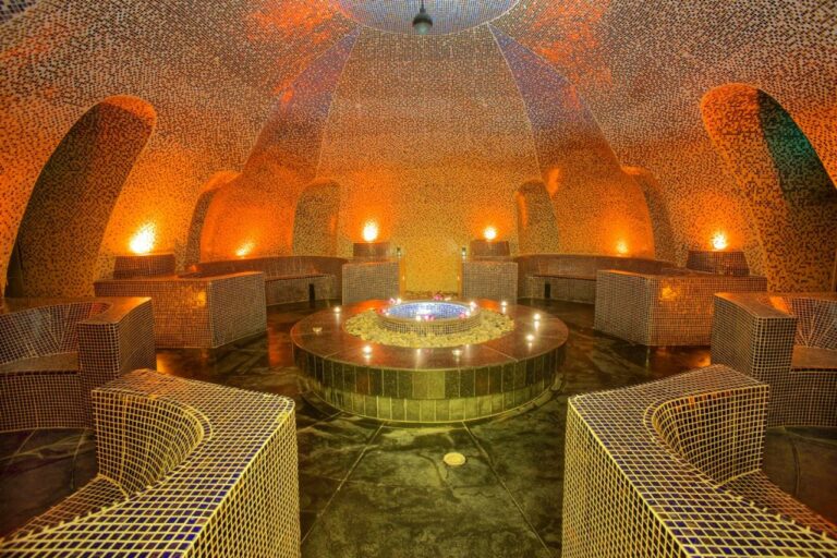 Banyan tree sanya resort spa hotel beach4 768x512