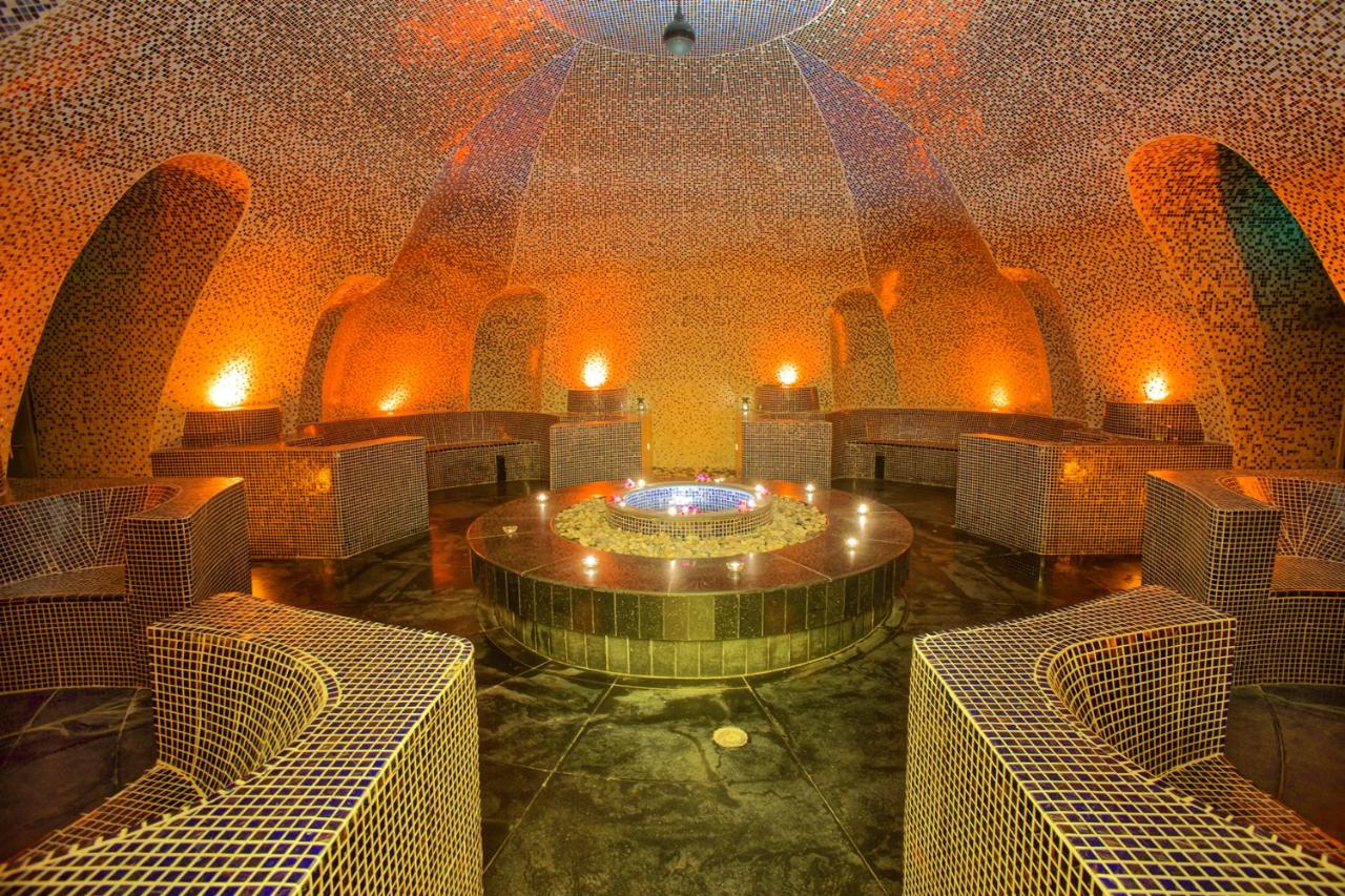 Banyan tree sanya resort spa hotel beach4