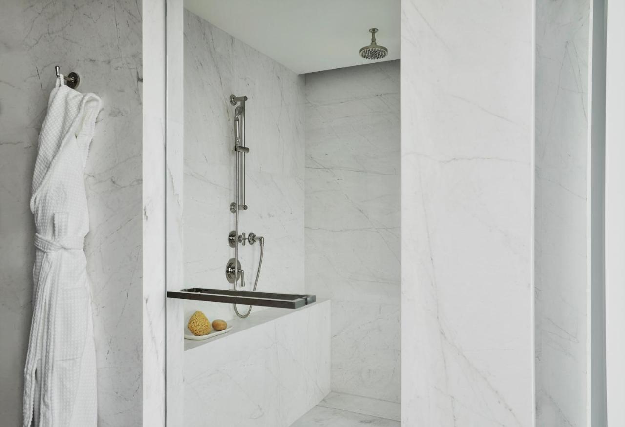 Four season at the surf club13