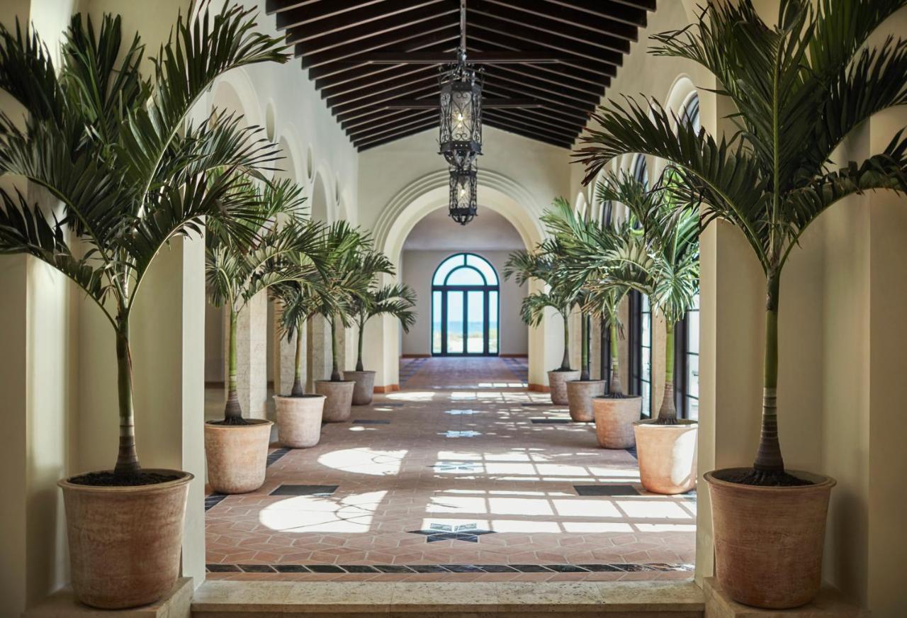 Four season at the surf club8