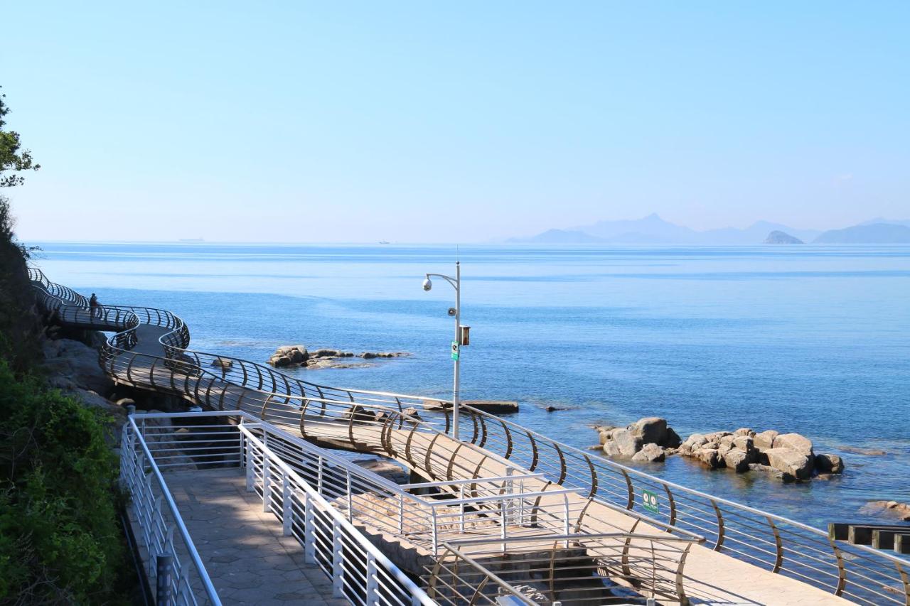 The Intercontinental Shenzhen Dameisha Resort beach11