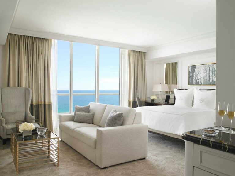acqualina resort spa on the beach miami3 768x576