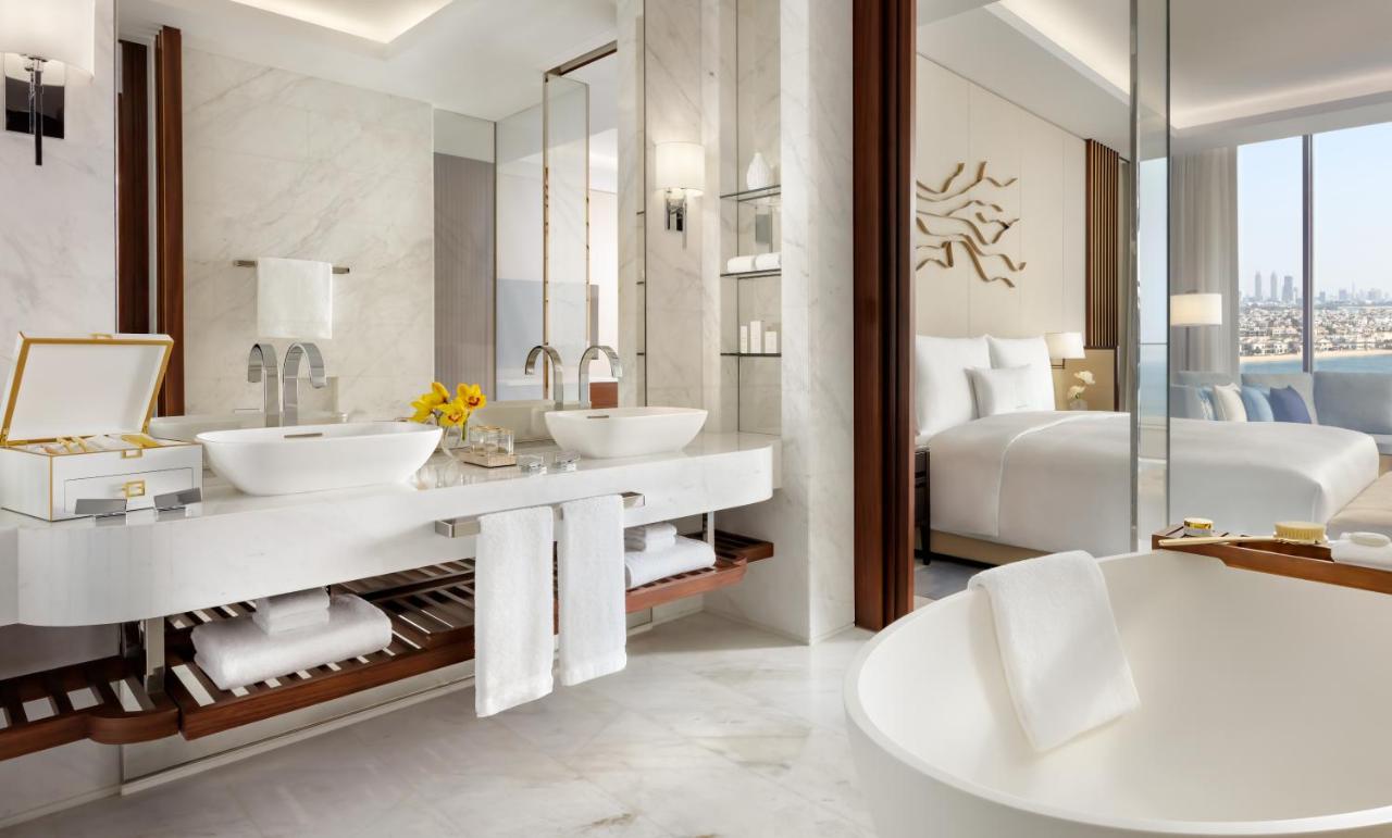 atlantis the royal beach hotel2