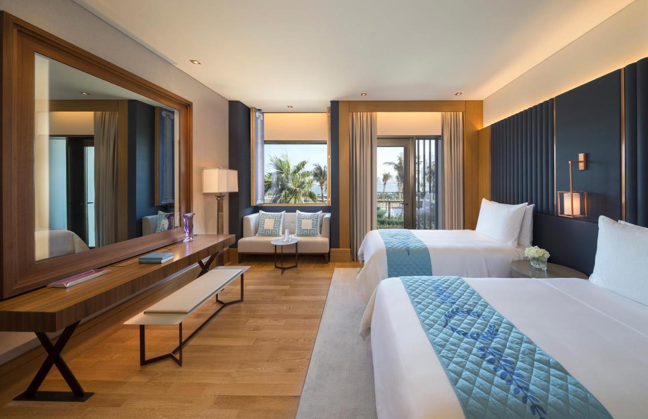 caesars palace dubai beach hotel7