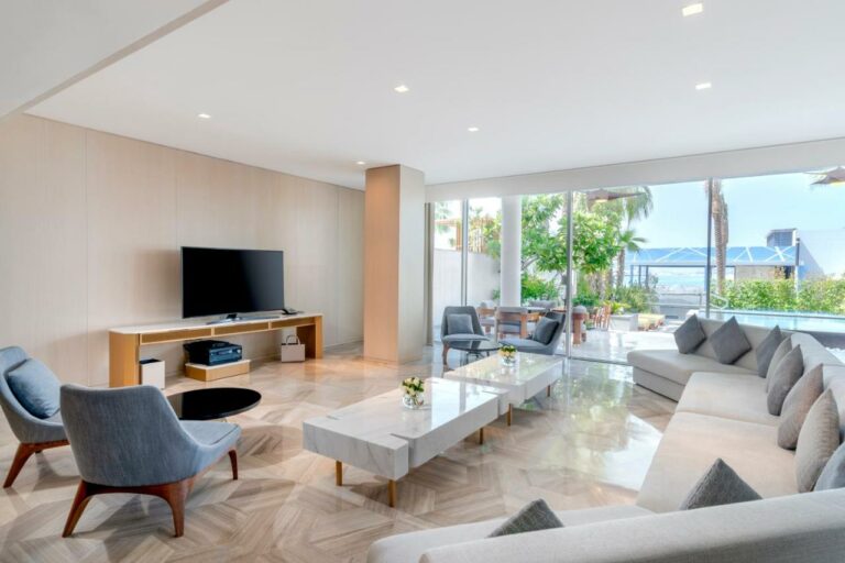 five palm jumeirah dubai beach hotel23 768x512