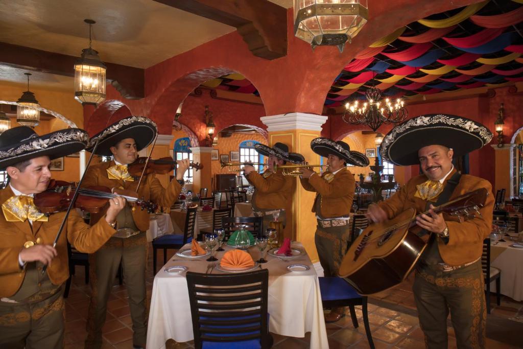 krystal cancun beach hotel mexico7