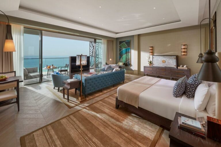 mandarin oriental jumeira dubai beach hotel1 768x512
