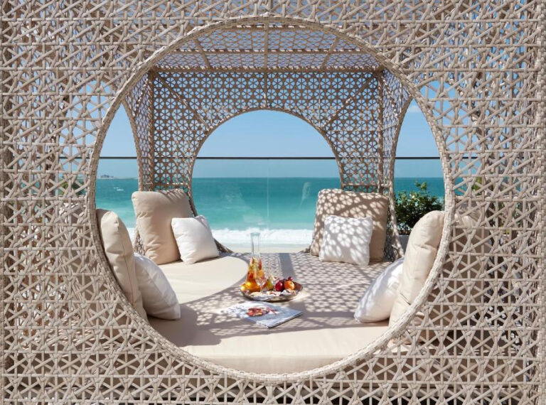 mandarin oriental jumeira dubai beach hotel5 768x570