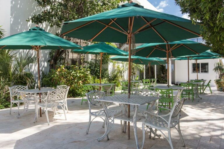 premiere hotel beach10 768x512