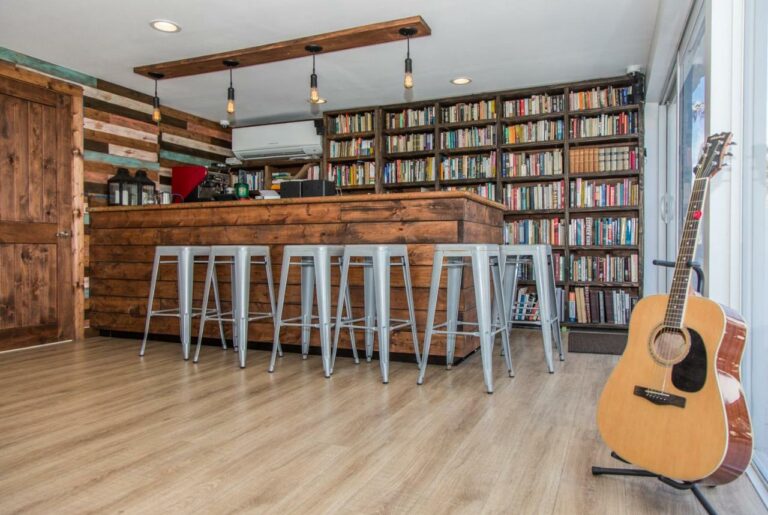 premiere hotel beach3 768x515