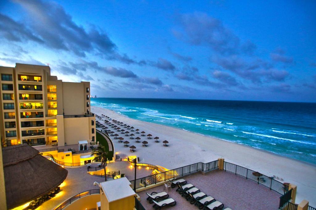 royal sands cancun beach hotel mexico3