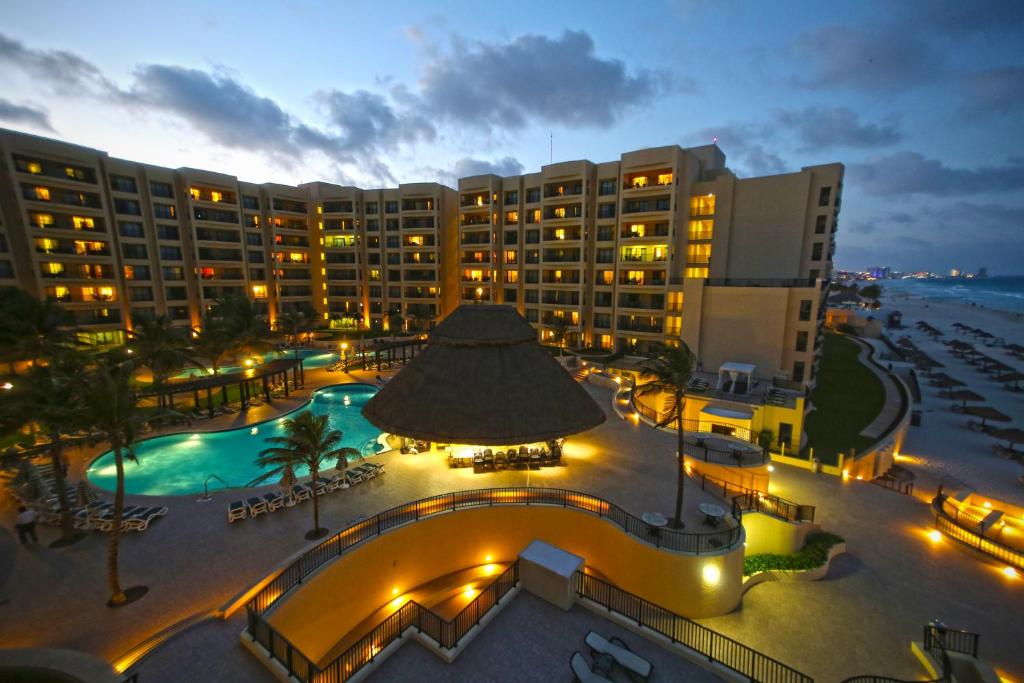 royal sands cancun beach hotel mexico4