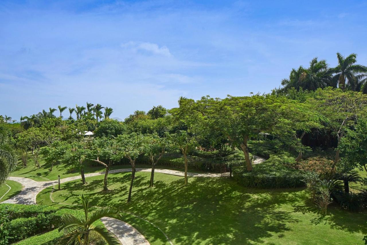 sanya marriott yalong bay resort spa beach10