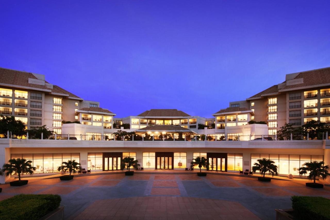sanya marriott yalong bay resort spa beach2
