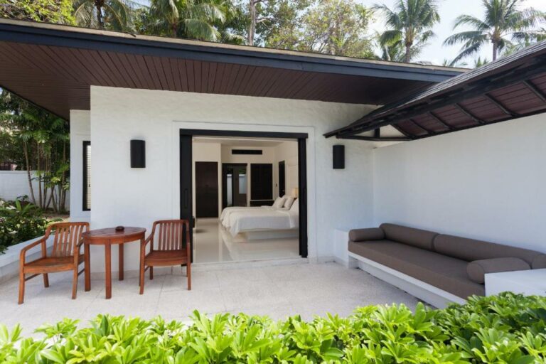 the racha beach hotel thailand11 768x512