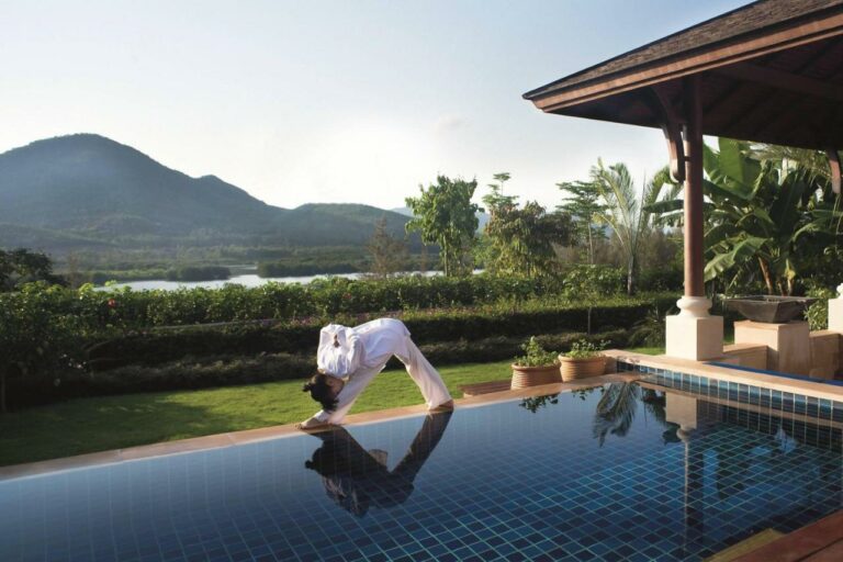 the ritz carlton sanya beach hotel13 768x512