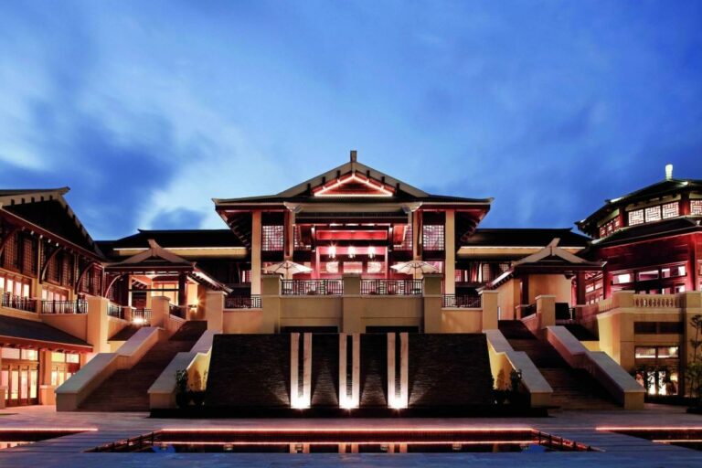 the ritz carlton sanya beach hotel16 768x512