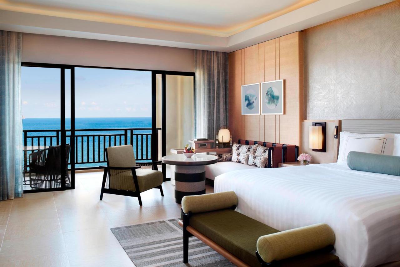 the ritz carlton sanya beach hotel17