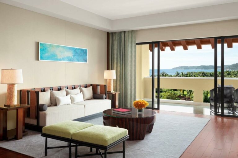the ritz carlton sanya beach hotel18 768x512