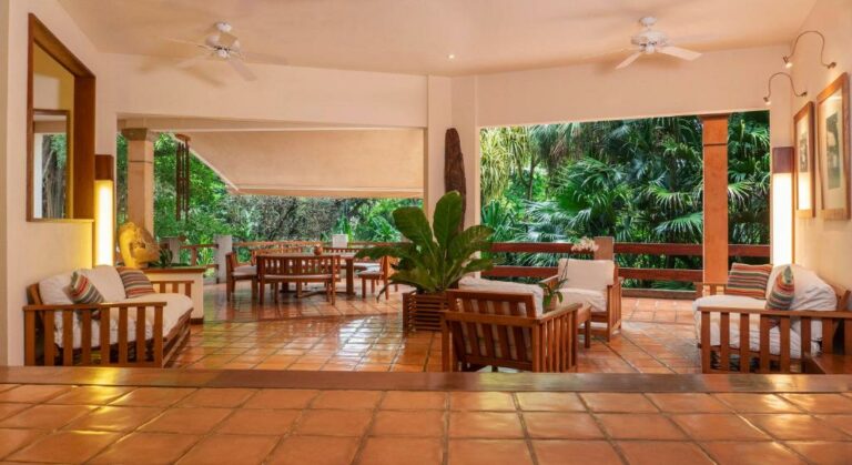 capitan suizo beachfront boutique beach hotel costa rica16 768x419